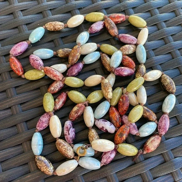 Multicolor Beaded Necklace - Picture 9 of 9